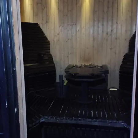 Tuntihotellit Harjavallan Spa&juhlatila